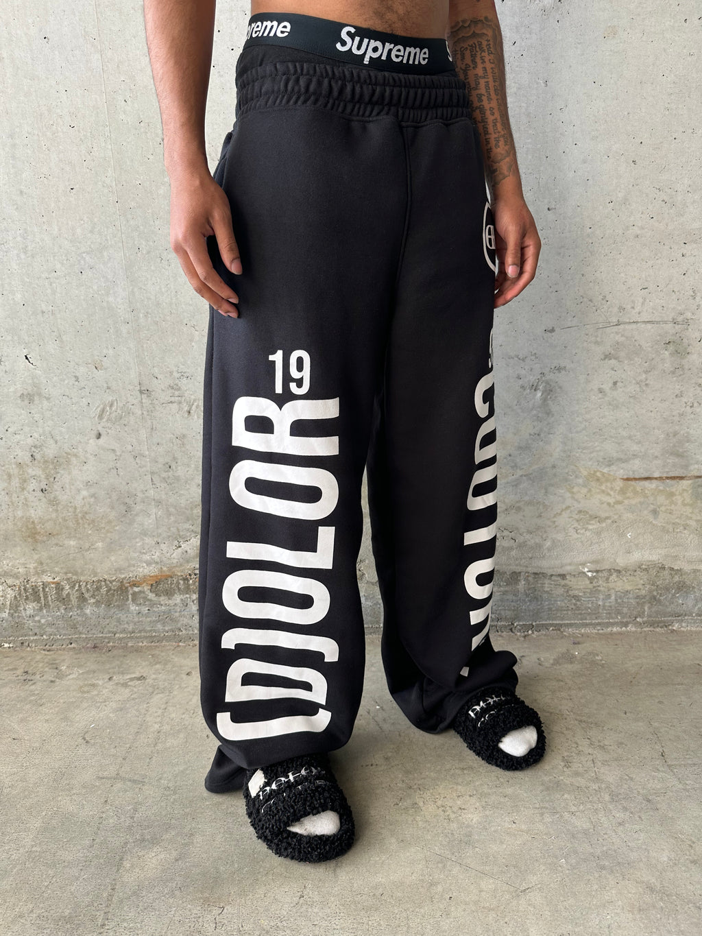Black Pain Pain Pain Sweatpants