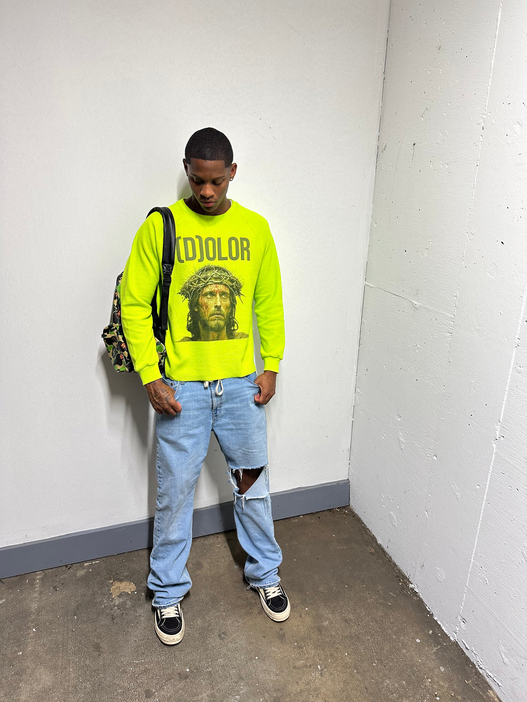 NEON JESUS PAIN THERMAL
